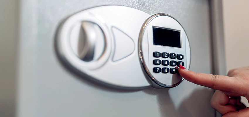 Jewelry Safe Cracking in Bergenfield, New Jersey