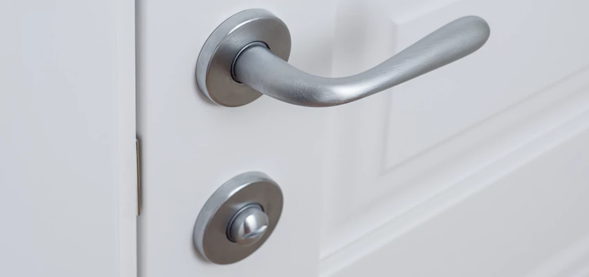 Single-Occupancy Restroom Locks Repair in Bergenfield, New Jersey