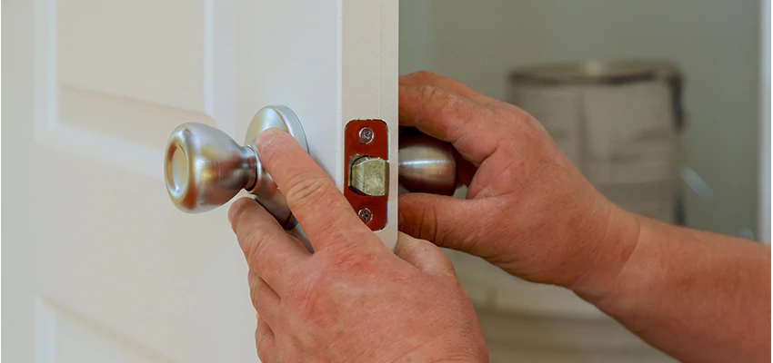 AAA Locksmiths For lock Replacement in Bergenfield, New Jersey