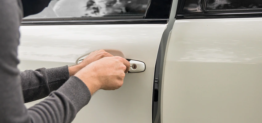 Unlock Car Door Service in Bergenfield, NJ